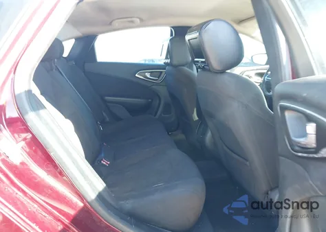 2015 Chrysler 200 Limited z USA, uszkodzony, nr VIN 1C3CCCAB6FN714737